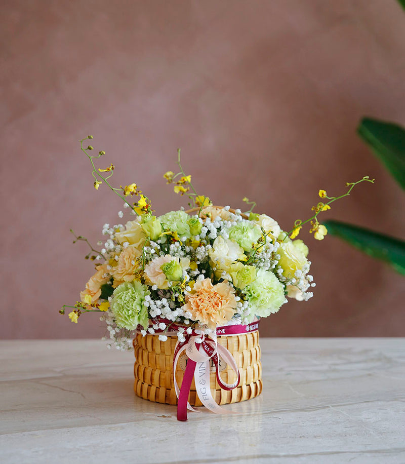 Linnet Basket Bloom