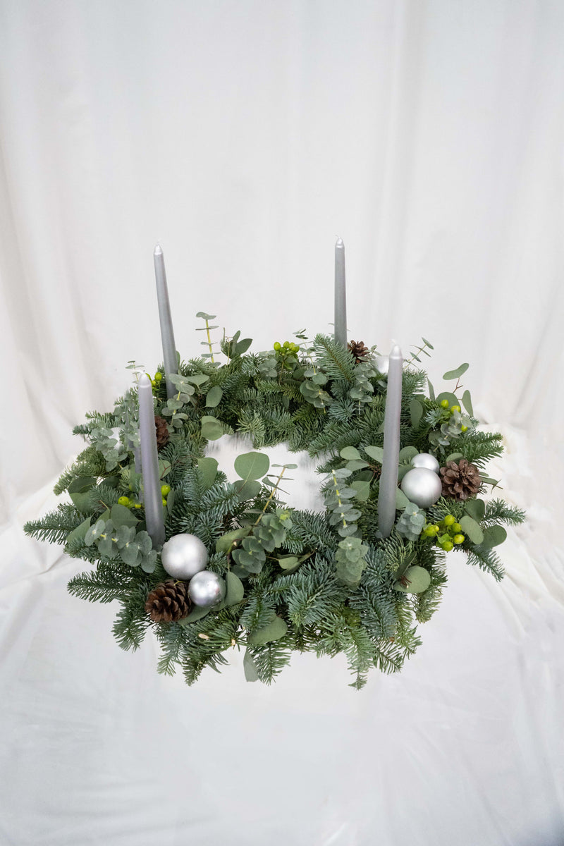Luna Advent Wreath