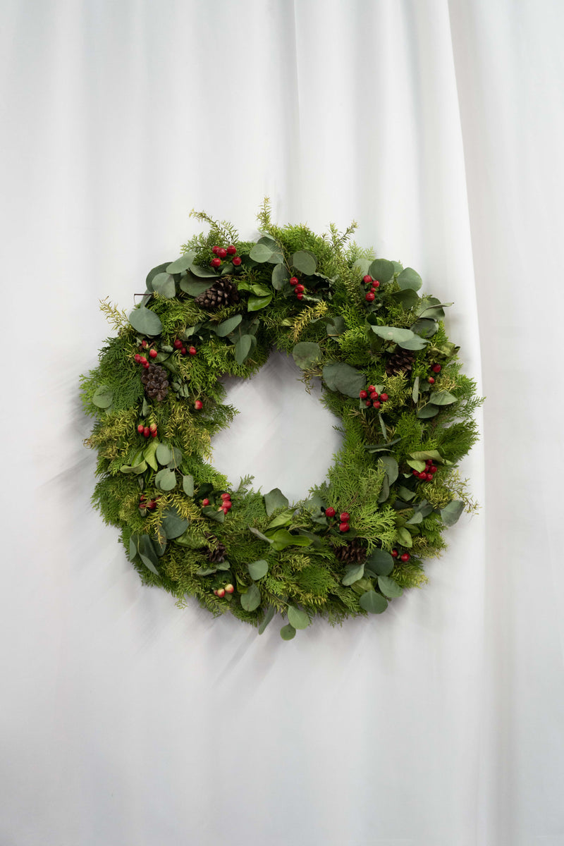 Nelia Holiday Wreath