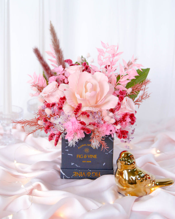 Nera Boxed Bloom