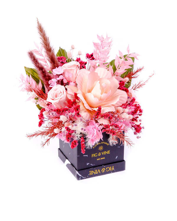 Nera Boxed Bloom